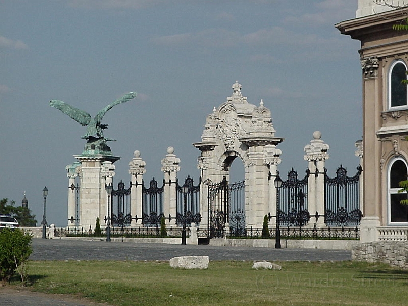 Budapest Castle 12.jpg